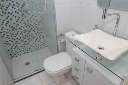 Apartamento à venda com 43m², 2 quartos e 1 vaga Apartamento à venda com 43m², 2 quartos e 1 vagaBanheiro