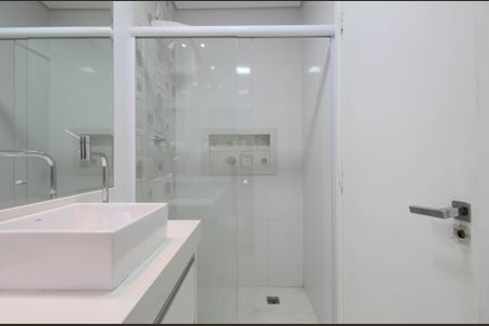 Casa para alugar com 500m², 8 quartos e 4 vagasBanheiro 2