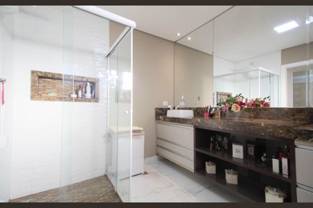 Casa para alugar com 500m², 8 quartos e 4 vagasBanheiro Suíte Master