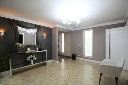 Casa para alugar com 500m², 8 quartos e 4 vagasHall de entrada