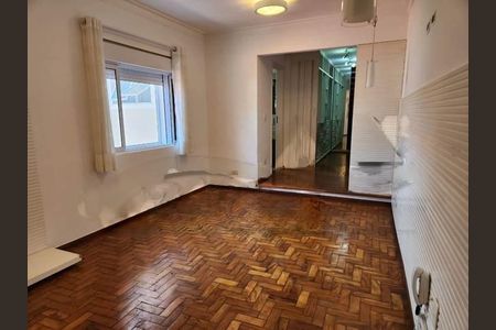 Casa à venda com 3 quartos, 189m² em Mirandópolis, São Paulo