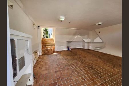 Casa à venda com 189m², 3 quartos e 2 vagas