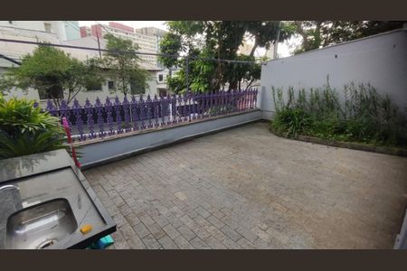 Casa à venda com 254m², 1 quarto e 2 vagas