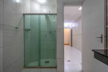 Apartamento à venda com 110m², 3 quartos e sem vagaBanheiro de Serviço