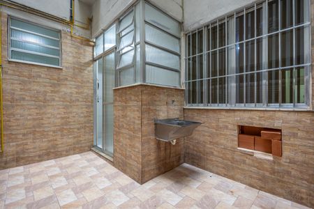 Apartamento à venda com 110m², 3 quartos e sem vagaÁrea de Serviço