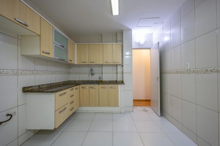 Apartamento à venda com 110m², 3 quartos e sem vagaCozinha