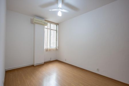 Apartamento à venda com 110m², 3 quartos e sem vagaQuarto 1