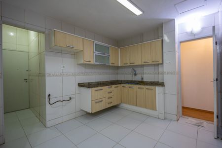 Apartamento à venda com 110m², 3 quartos e sem vagaCozinha