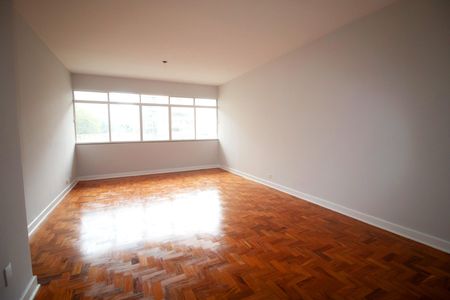 Apartamento à venda com 115m², 2 quartos e 1 vagaSala