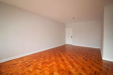 Apartamento à venda com 115m², 2 quartos e 1 vagaSala