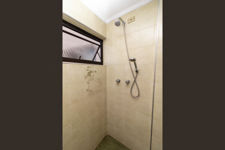 Apartamento para alugar com 140m², 3 quartos e 2 vagas Apartamento para alugar com 140m², 3 quartos e 2 vagasBanheiro do Corredor