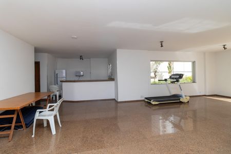 Apartamento para alugar com 140m², 3 quartos e 2 vagas Apartamento para alugar com 140m², 3 quartos e 2 vagasÁrea comum - Salão de festas