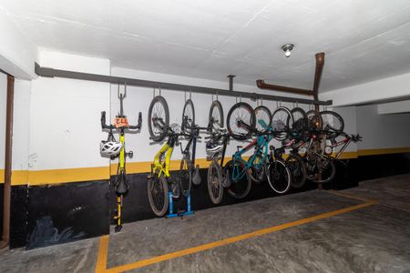 Apartamento para alugar com 140m², 3 quartos e 2 vagas Apartamento para alugar com 140m², 3 quartos e 2 vagasBicicletário