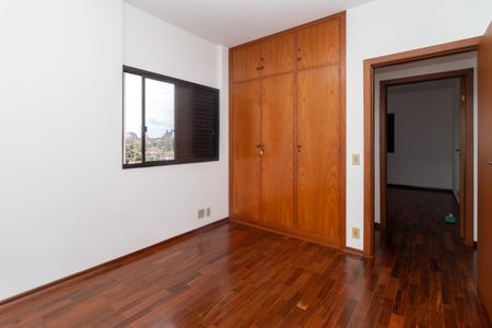 Apartamento para alugar com 140m², 3 quartos e 2 vagas Apartamento para alugar com 140m², 3 quartos e 2 vagasQuarto 2