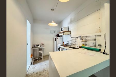 Apartamento à venda com 70m², 2 quartos e sem vagaCozinha