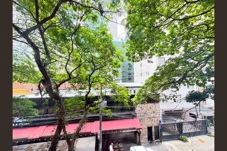 Vista da Sala de apartamento à venda com 2 quartos, 70m² em Itaim Bibi, São Paulo