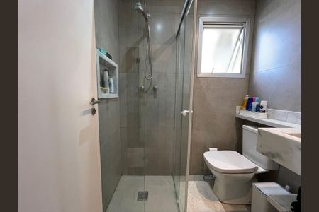 Apartamento à venda com 76m², 3 quartos e 2 vagas Apartamento à venda com 76m², 3 quartos e 2 vagasBanheiro da Suíte