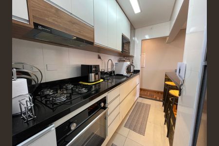 Apartamento à venda com 76m², 3 quartos e 2 vagas Apartamento à venda com 76m², 3 quartos e 2 vagasCozinha