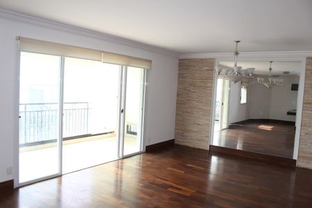 Apartamento à venda com 156m², 3 quartos e 4 vagasSala
