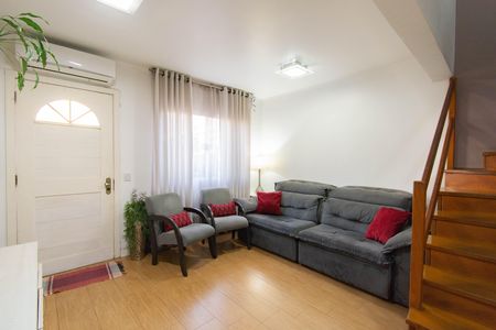 Casa de condomínio para alugar com 100m², 3 quartos e 2 vagas Casa de condomínio para alugar com 100m², 3 quartos e 2 vagasSala