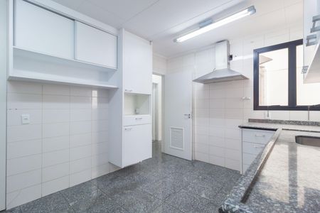 Apartamento para alugar com 150m², 3 quartos e 2 vagasCozinha