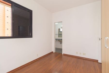 Apartamento para alugar com 150m², 3 quartos e 2 vagasSuíte 1