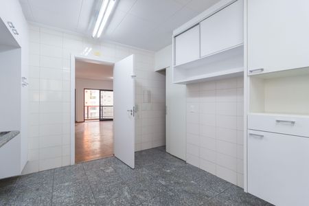 Apartamento para alugar com 150m², 3 quartos e 2 vagasCozinha