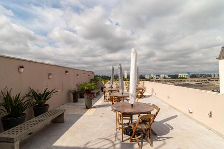 Apartamento para alugar com 35m², 2 quartos e sem vaga Apartamento para alugar com 35m², 2 quartos e sem vagaÁrea comum - Terraço