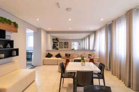 Apartamento para alugar com 35m², 2 quartos e sem vaga Apartamento para alugar com 35m², 2 quartos e sem vagaÁrea comum - Salão de festas
