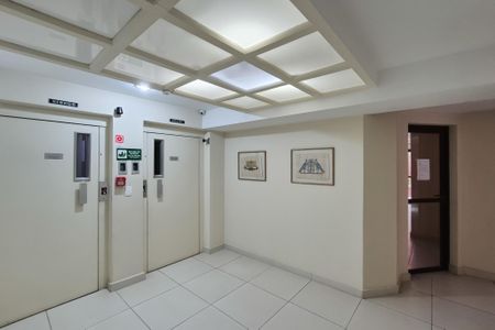 Apartamento para alugar com 92m², 3 quartos e 2 vagasÁrea comum - hall