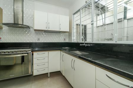 Casa à venda com 255m², 3 quartos e 4 vagasCozinha