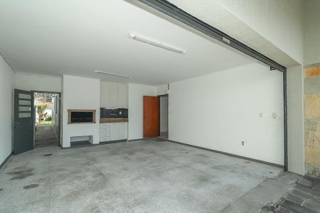 Casa à venda com 255m², 3 quartos e 4 vagasGaragem