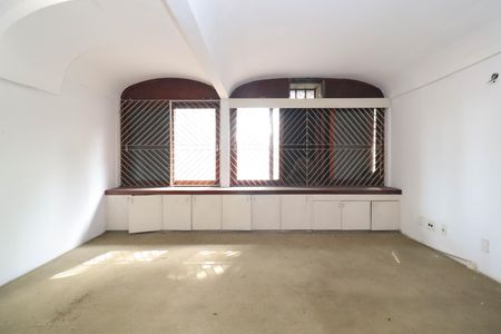 Casa à venda com 695m², 3 quartos e 1 vaga Casa à venda com 695m², 3 quartos e 1 vagaSuíte 2