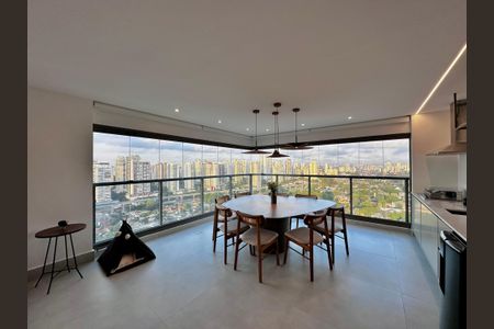 Apartamento à venda com 131m², 3 quartos e 2 vagas Apartamento à venda com 131m², 3 quartos e 2 vagasSala