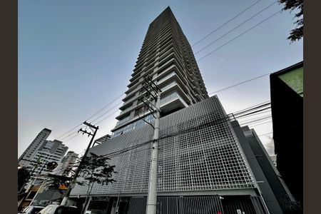 Apartamento à venda com 131m², 3 quartos e 2 vagas Apartamento à venda com 131m², 3 quartos e 2 vagasFachada