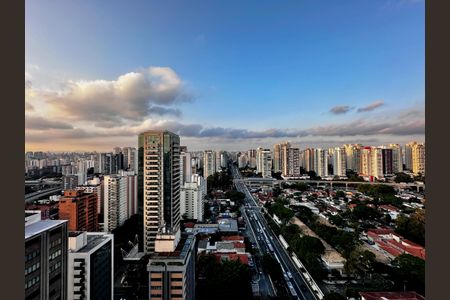 Apartamento à venda com 131m², 3 quartos e 2 vagas Apartamento à venda com 131m², 3 quartos e 2 vagasVista Suíte 2