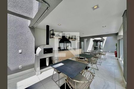 Apartamento à venda com 131m², 3 quartos e 2 vagas Apartamento à venda com 131m², 3 quartos e 2 vagasChurrasqueira