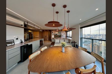 Apartamento à venda com 131m², 3 quartos e 2 vagas Apartamento à venda com 131m², 3 quartos e 2 vagasSala