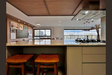 Apartamento à venda com 131m², 3 quartos e 2 vagas Apartamento à venda com 131m², 3 quartos e 2 vagasCozinha