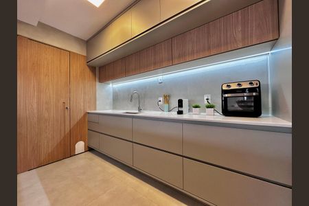 Apartamento à venda com 131m², 3 quartos e 2 vagas Apartamento à venda com 131m², 3 quartos e 2 vagasCozinha