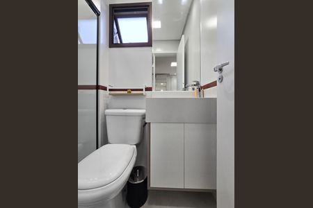 Apartamento à venda com 106m², 3 quartos e 2 vagasBanheiro da Suíte 1