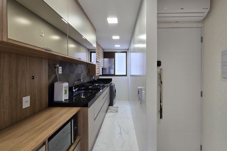 Apartamento à venda com 106m², 3 quartos e 2 vagasCozinha