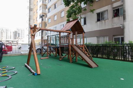 Apartamento à venda com 45m², 2 quartos e 1 vaga Apartamento à venda com 45m², 2 quartos e 1 vagaÁrea Comum - Playground