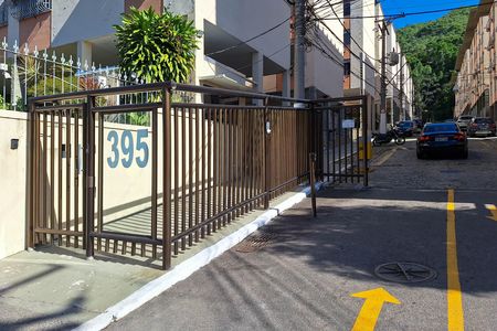 Apartamento para alugar com 60m², 3 quartos e 1 vaga Apartamento para alugar com 60m², 3 quartos e 1 vagaFachada