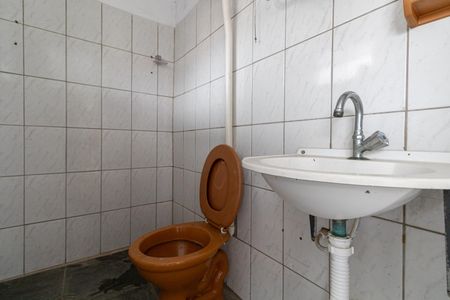 Casa para alugar com 170m², 3 quartos e 2 vagasBanheiro de Serviço