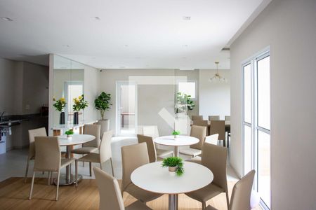 Apartamento à venda com 42m², 2 quartos e sem vagaÁrea comum - Salão de festas