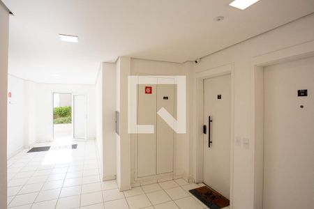 Apartamento à venda com 42m², 2 quartos e sem vagaÁrea comum