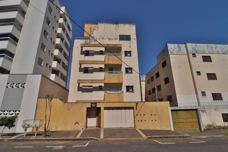Apartamento para alugar com 118m², 2 quartos e 1 vagaFachada