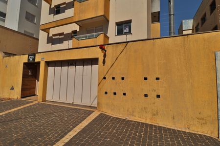 Apartamento para alugar com 59m², 2 quartos e 1 vagaFachada