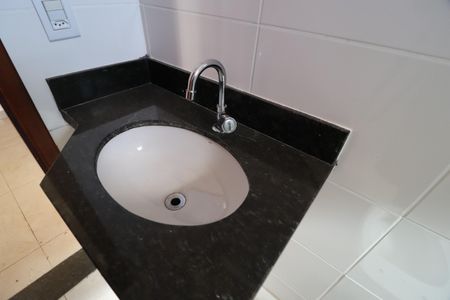 Apartamento para alugar com 59m², 2 quartos e 1 vagaBanheiro Social